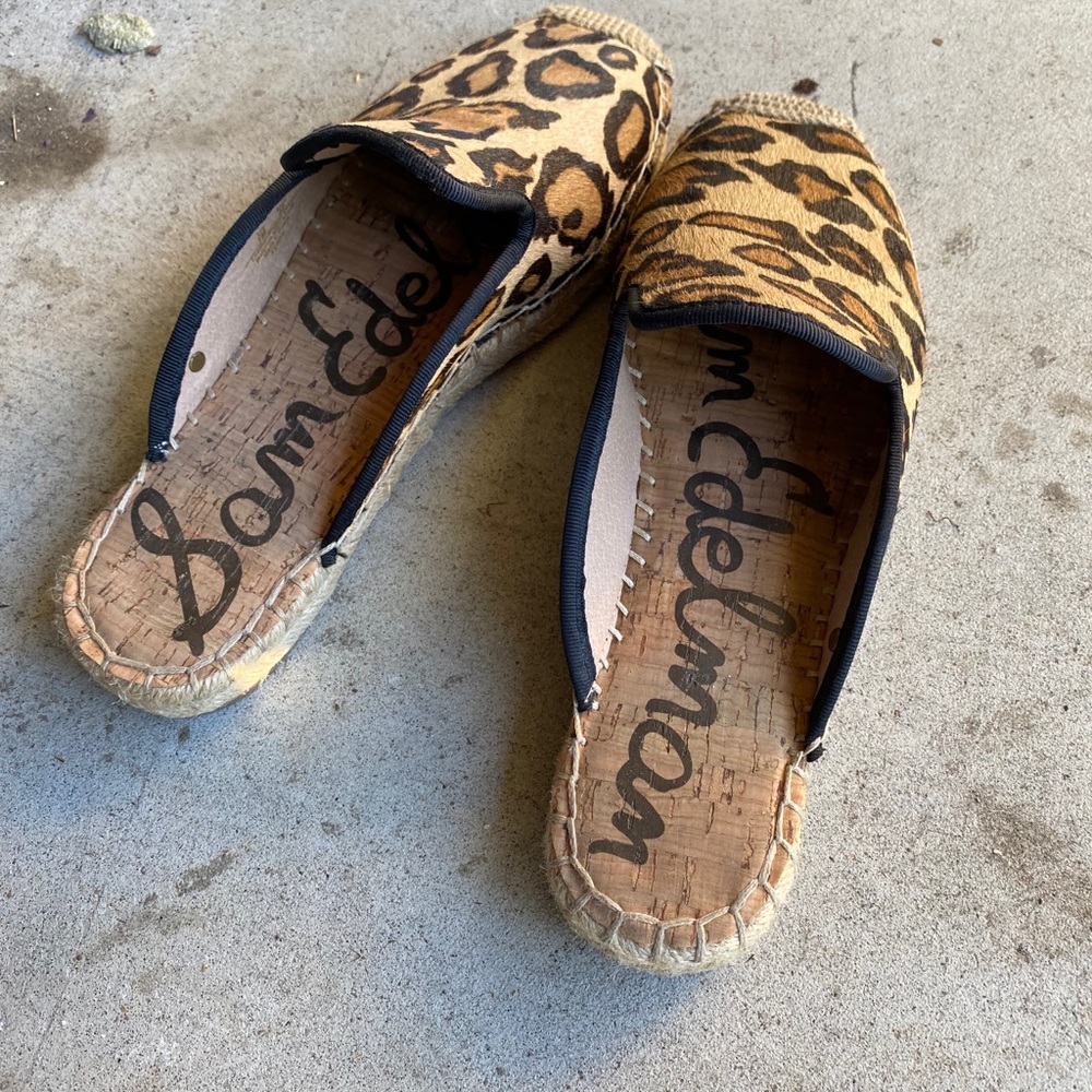 Leopard slip ons